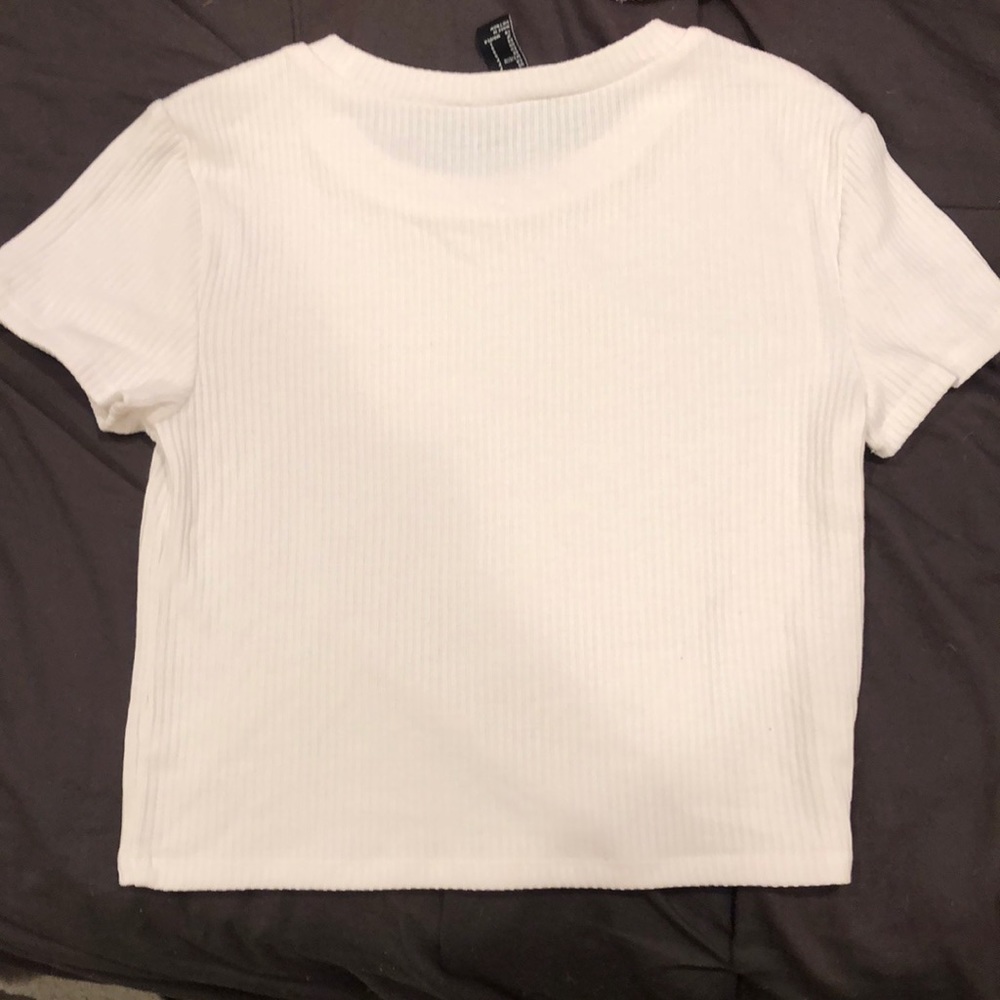 Basic white tee! - Picture 2 of 2